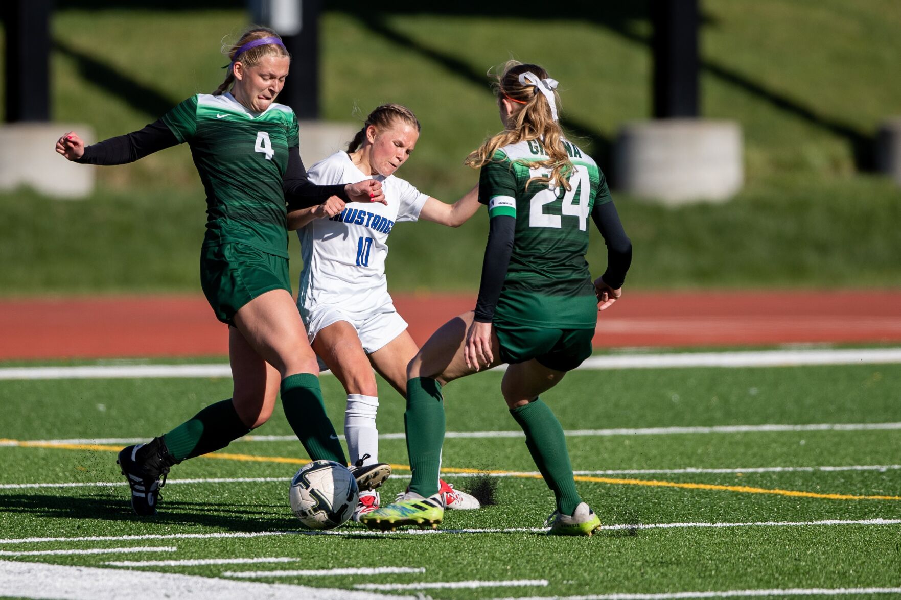 041321-owh-spo-metrosoccer-ar01